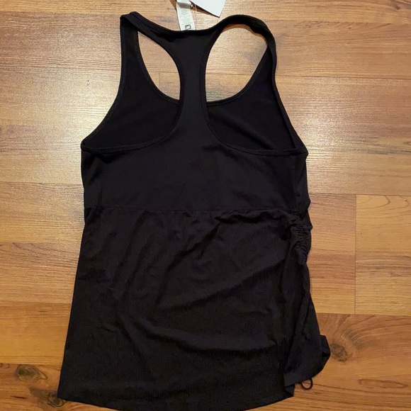 Fabletics - Picture 5 of 6